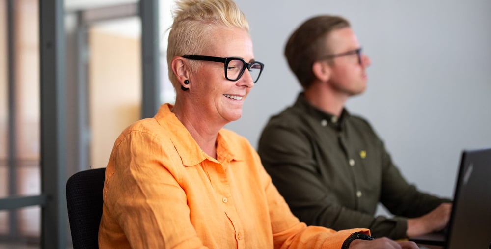 Linda Angermund Holmgren och Johannes Mårtensson, systemförvaltare IT-förvaltningen