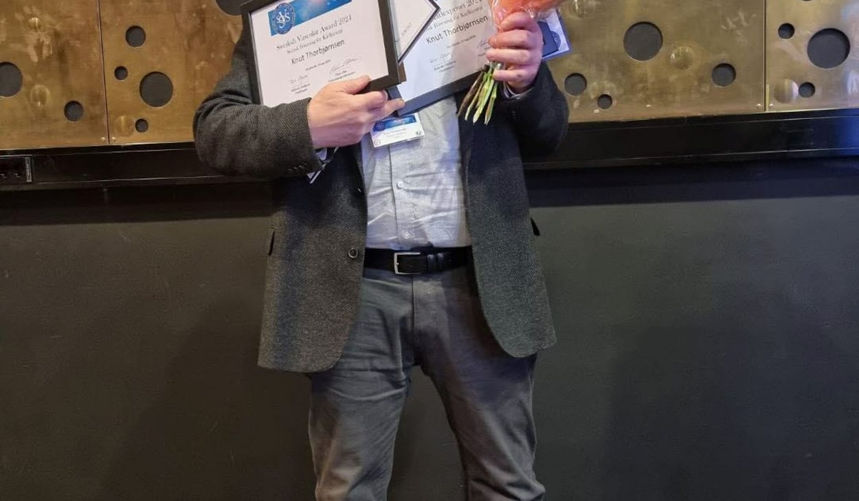Kärlkirurgen Knut Thorbjørnsen som arbetar på Gävle sjukhus har fått flera vetenskapliga priser för sin forskning om pulsåderbråck. 