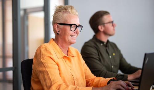 Linda Angermund Holmgren och Johannes Mårtensson, systemförvaltare IT-förvaltningen