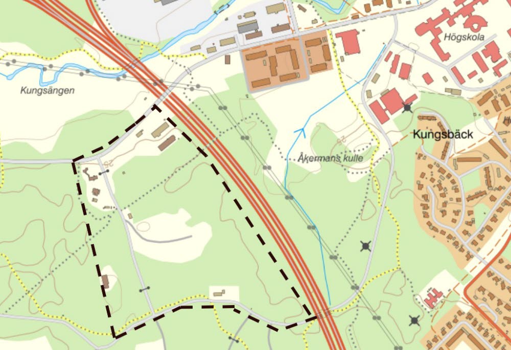 Kartan visar en streckad linje som visar placeringen av tomten på Västra Kungsbäck där Region Gävleborg planerar ett nytt regionarkiv.